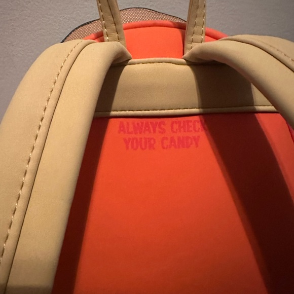 Sam loungefly - Picture 2 of 6